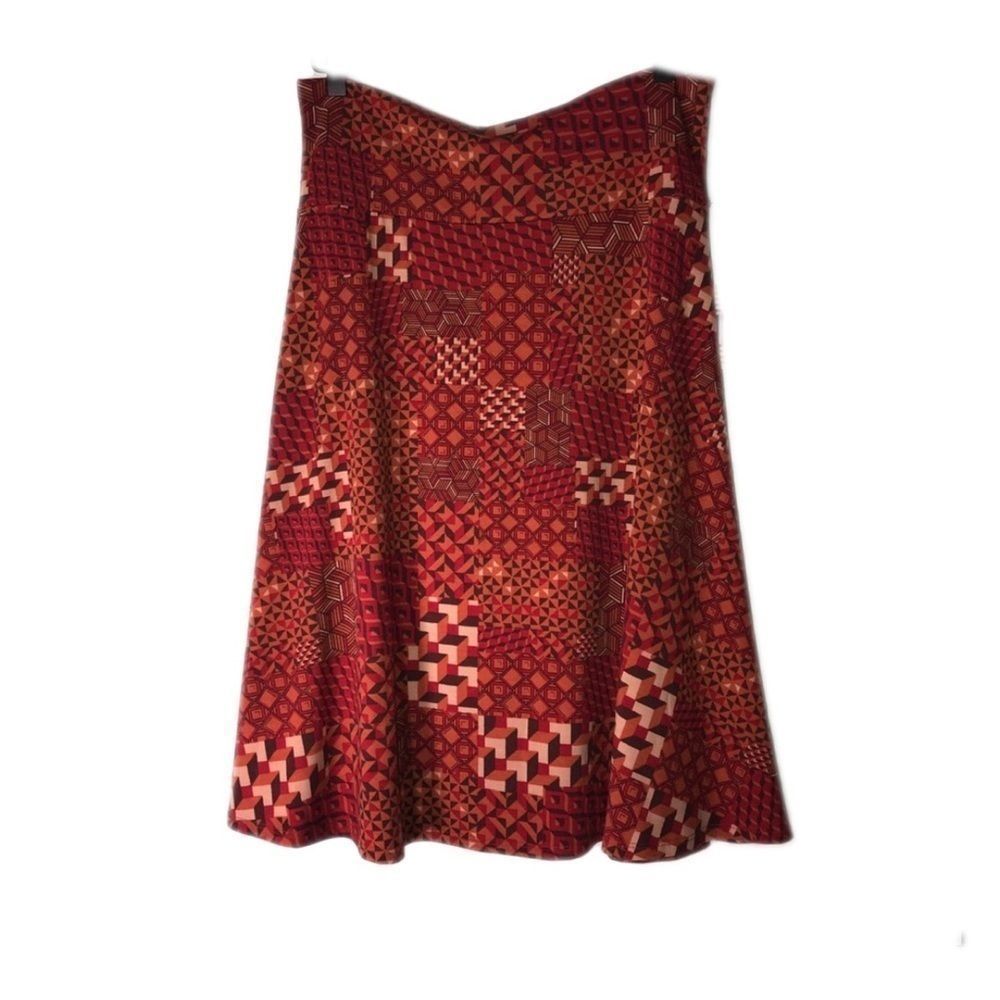 LuLaRoe Azure Skirt – Red Patterned | Size Large | NWT